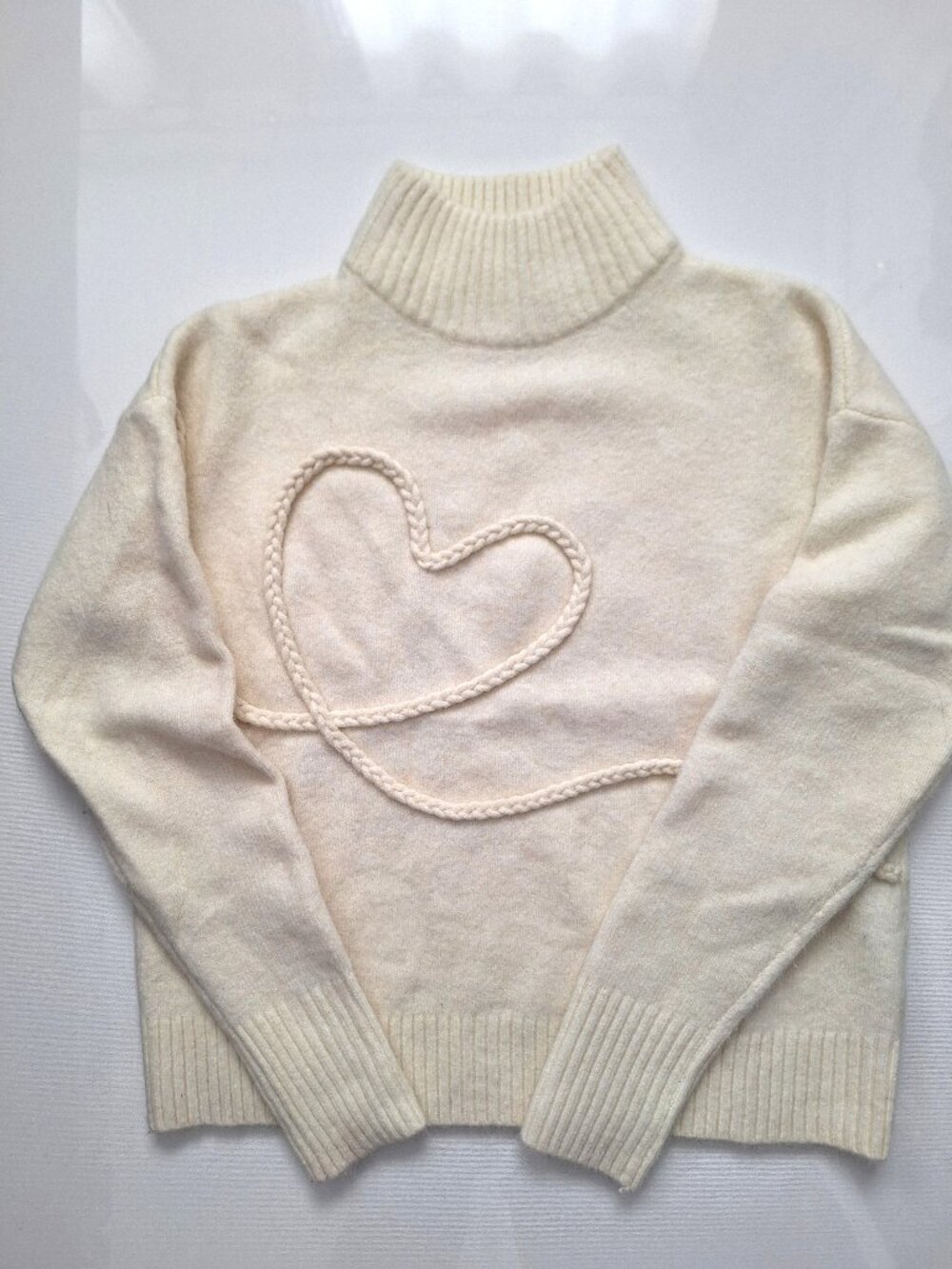 RW&Co. Cream Heart Sweater